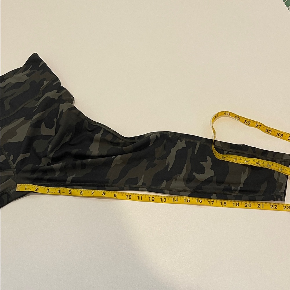 Athleta Ultimate 7/8 Tight Camo Print Leggings - Picture 4 of 11